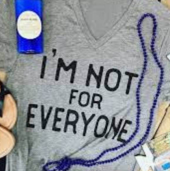 sheshow Tops - Gray Short Sleeve graphic T-shirt 
"I'm not for Ev